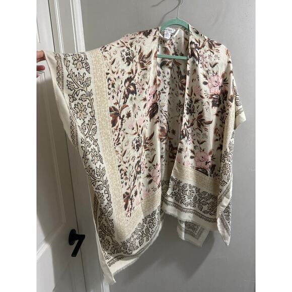 🔴Nine West Floral Bohemian Scarves & Wraps one‎ size - Picture 1 of 5
